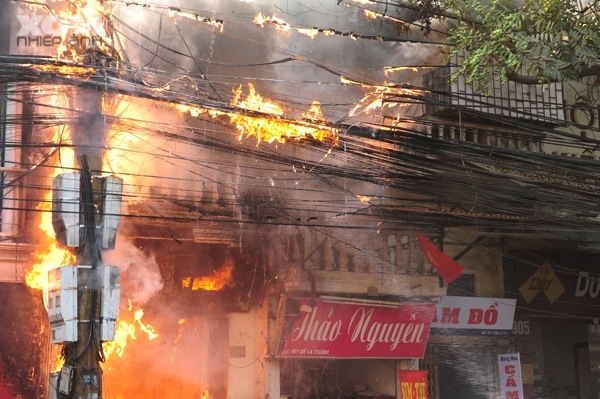 CHÁY ĐẦU NĂM